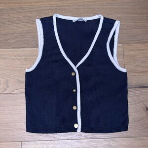 Abercrombie Sweater Vest